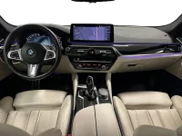 BMW 545 e xDrive M Sport / HUD / Dragkrok / Keyless 210kW