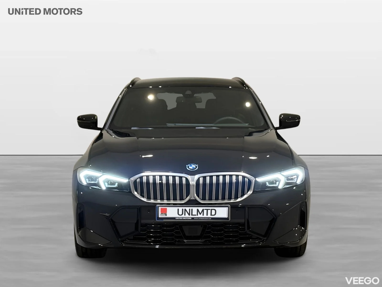 BMW 330 xDrive Touring M Sport Drag Adpt Farth HiFi Kamera 18" 0kW