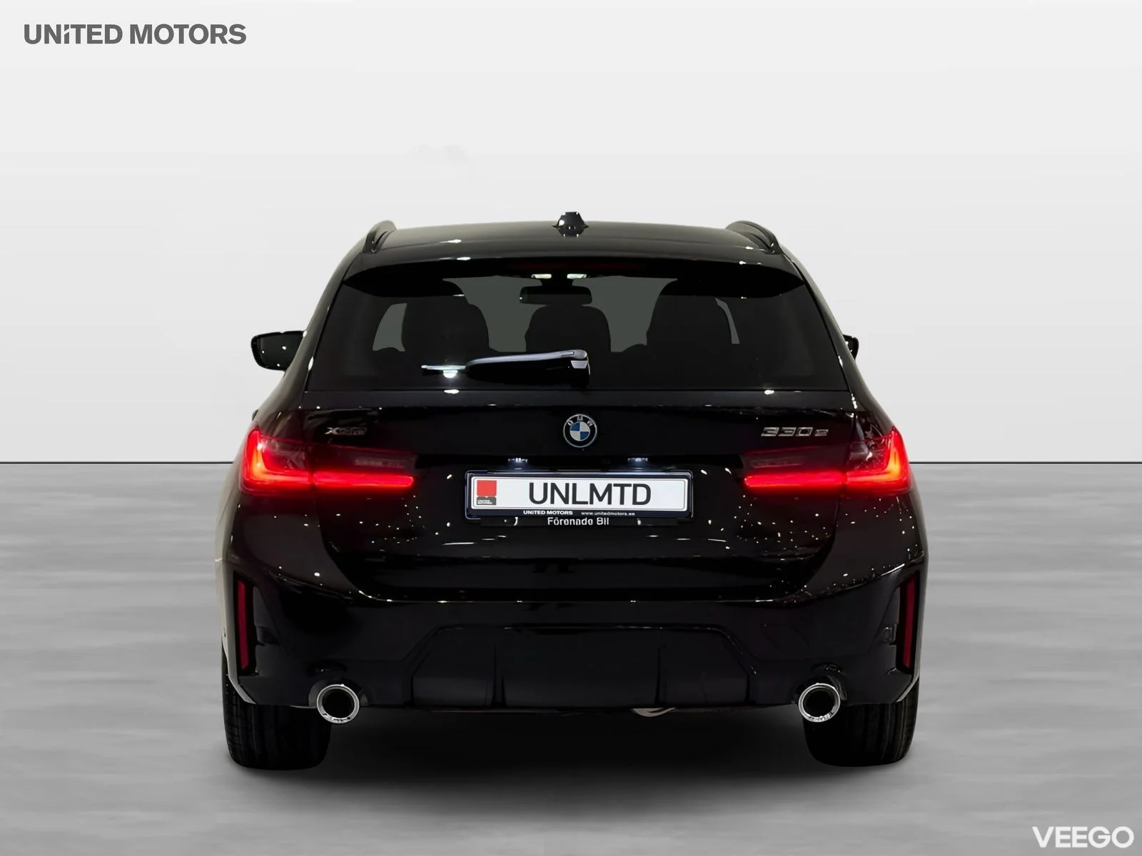 BMW 330 xDrive Touring M Sport Drag Adpt Farth HiFi Kamera 18" 0kW