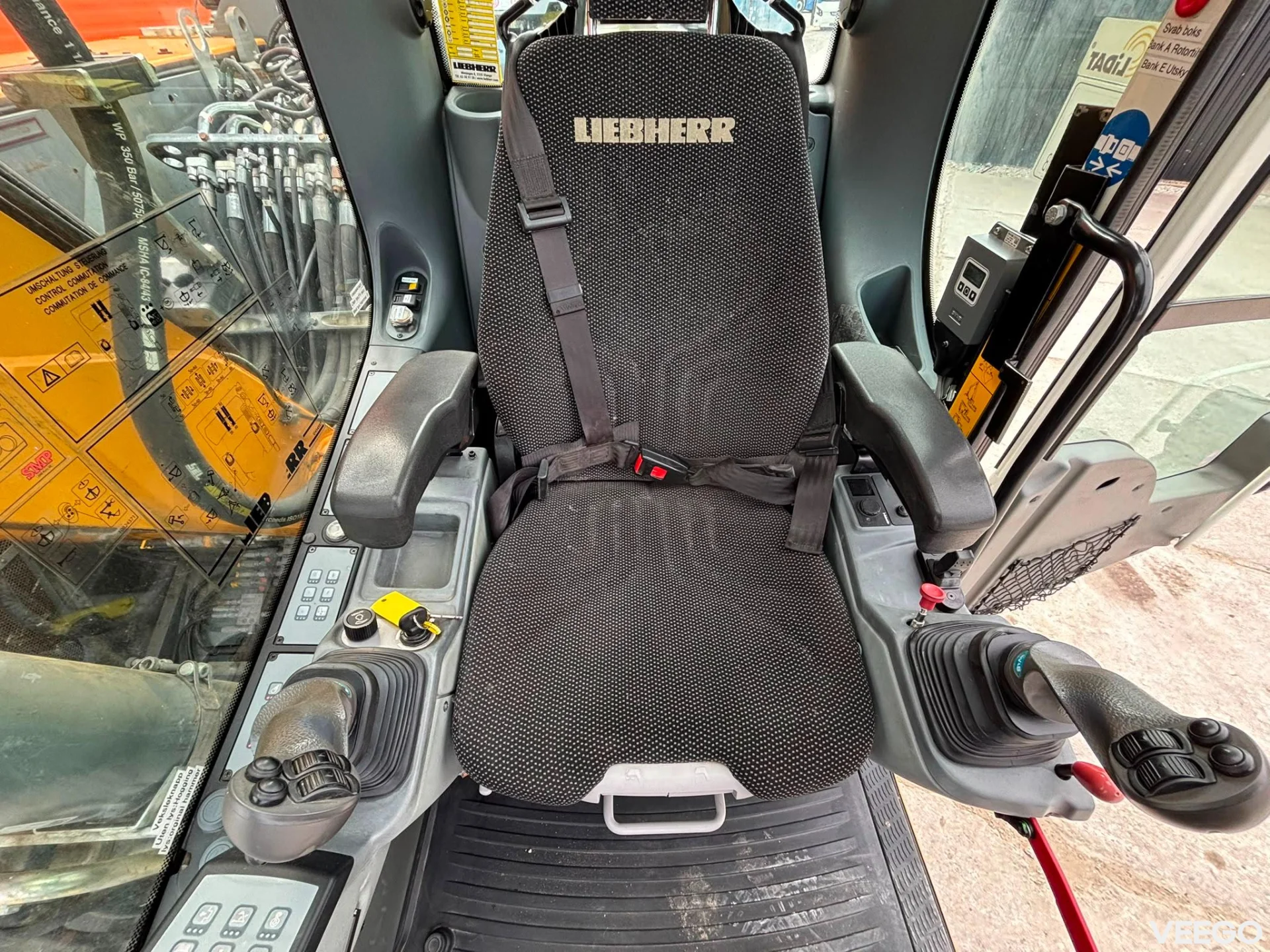 Liebherr R920LC TILTROTATOR / CENTRAL LUBRICATION / AC  110kW