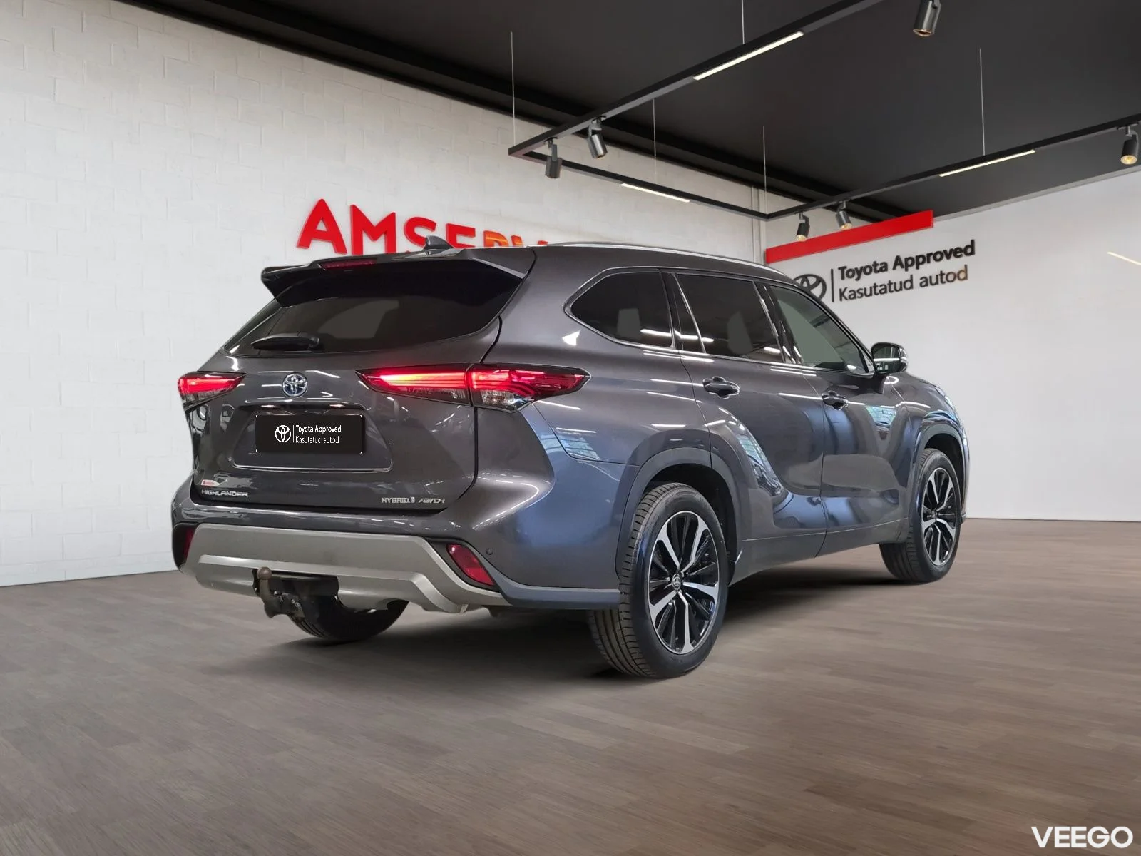 Toyota Highlander Premium AWD 2.5 140kW
