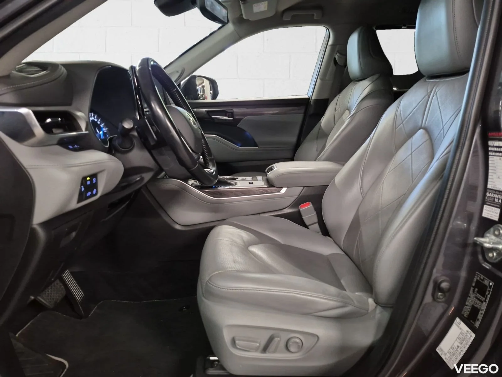 Toyota Highlander Premium AWD 2.5 140kW