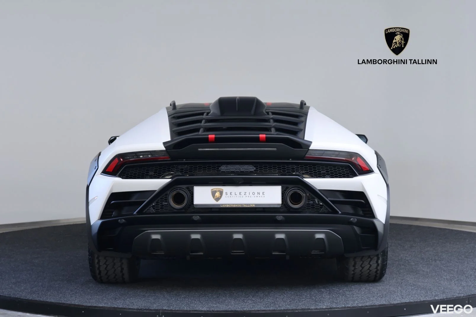 Lamborghini Huracan Sterrato 5.2 449kW