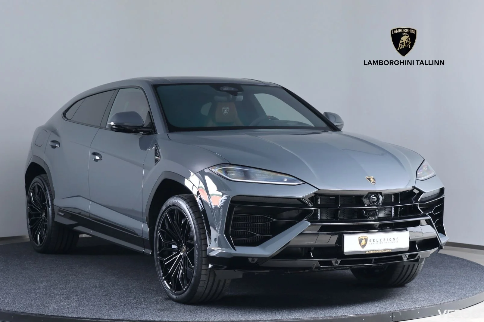 Lamborghini Urus - 456kW