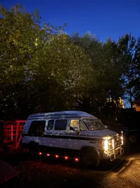 Chevrolet Chevy Van G20 6.2 97kW thumbnail