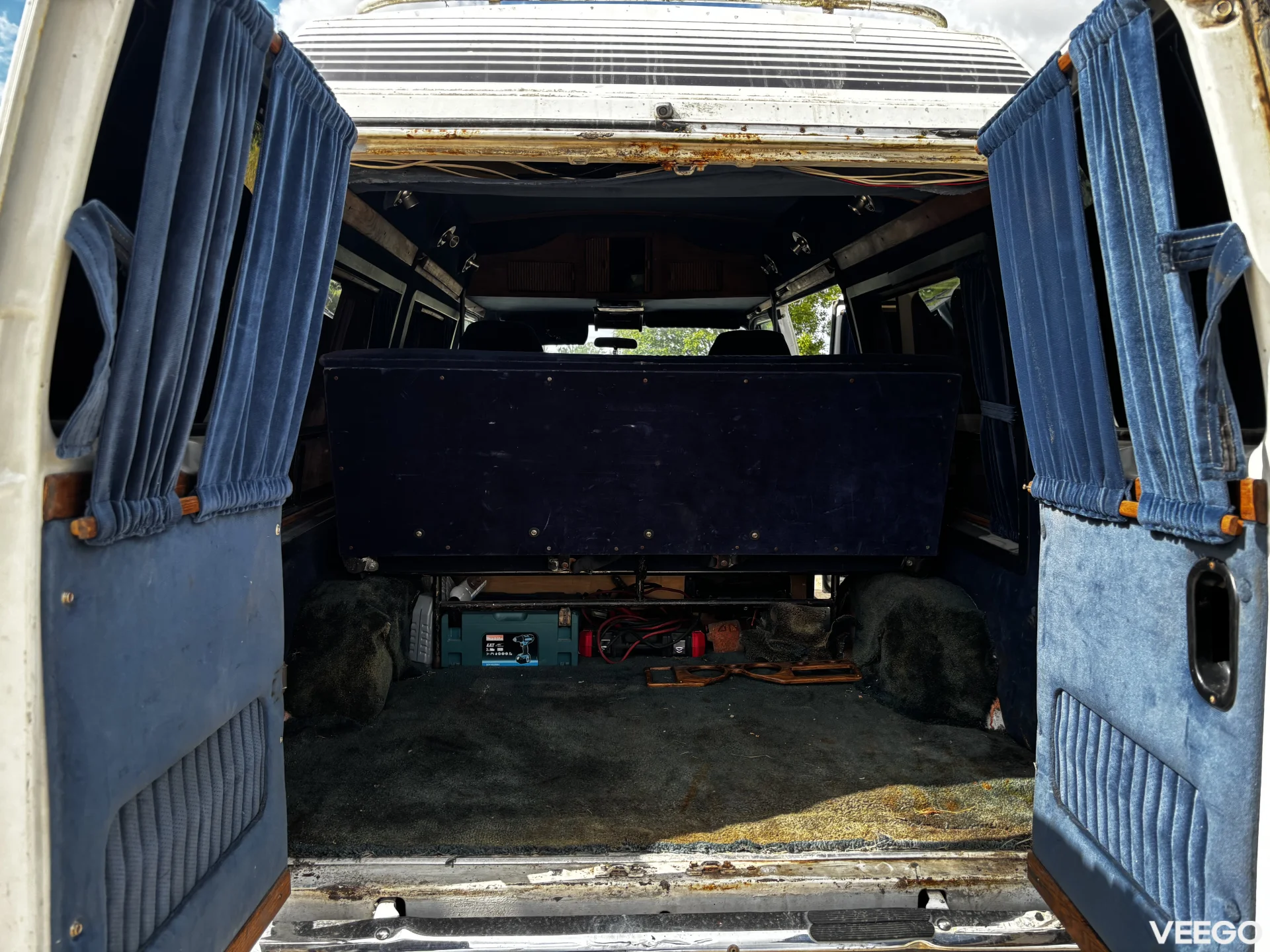 Chevrolet Chevy Van G20 6.2 97kW