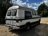 Chevrolet Chevy Van G20 6.2 97kW thumbnail