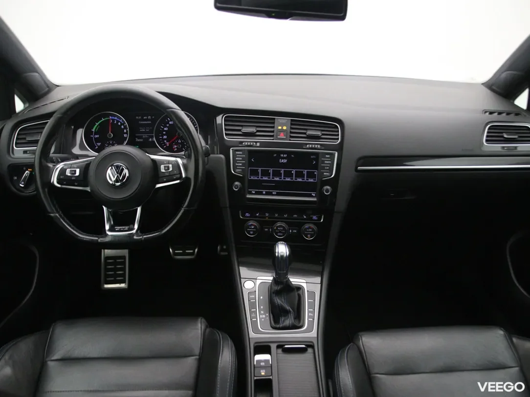 Volkswagen Golf 1.4 150kW