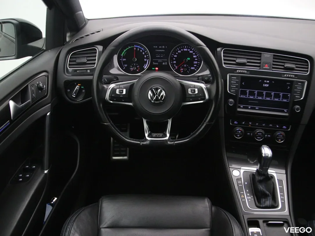 Volkswagen Golf 1.4 150kW