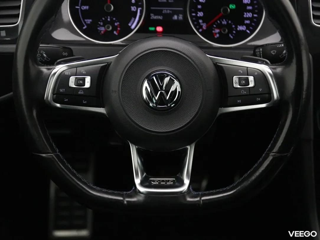 Volkswagen Golf 1.4 150kW