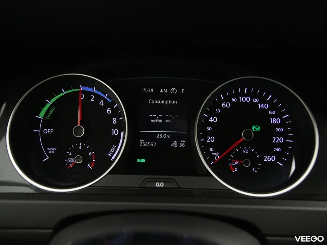 Volkswagen Golf 1.4 150kW
