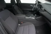 Opel Insignia Innovation Plus AT8 1.5 90kW thumbnail