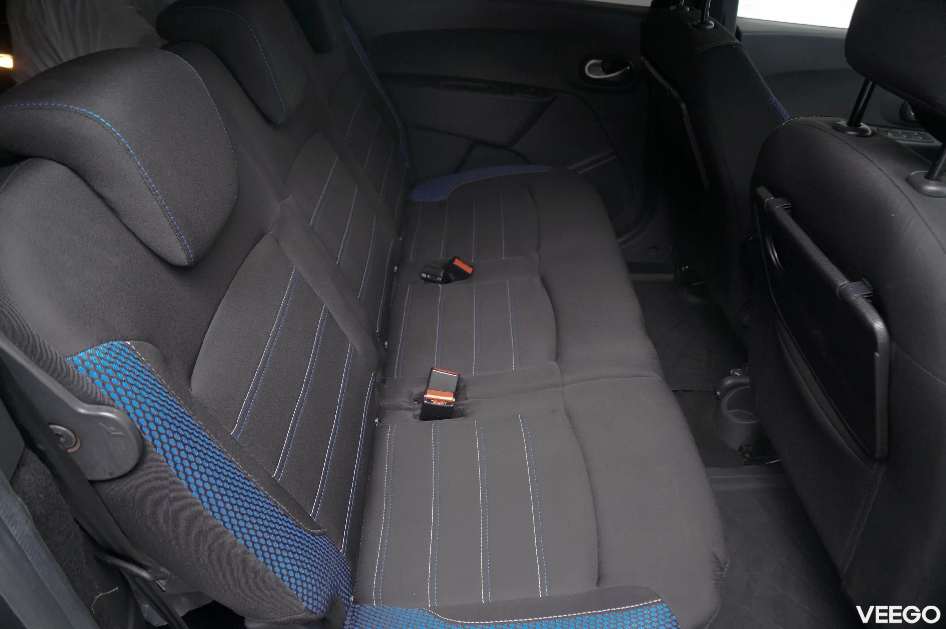 Dacia Lodgy LS CELEBRATION dCi 1.5 85kW