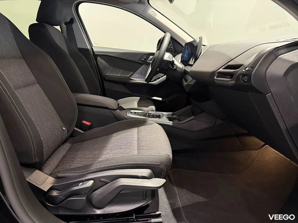 BMW 120 M Sport Design Backkamera Rattvärme Tonade Rutor 18" 0kW