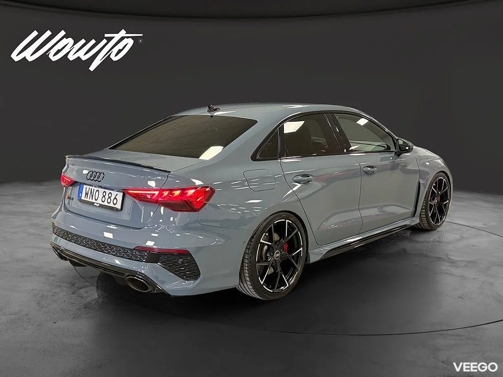Audi RS 3 Sedan 400HK /RS-Design+ /HuD /Sportavgas /Se Spec 294kW
