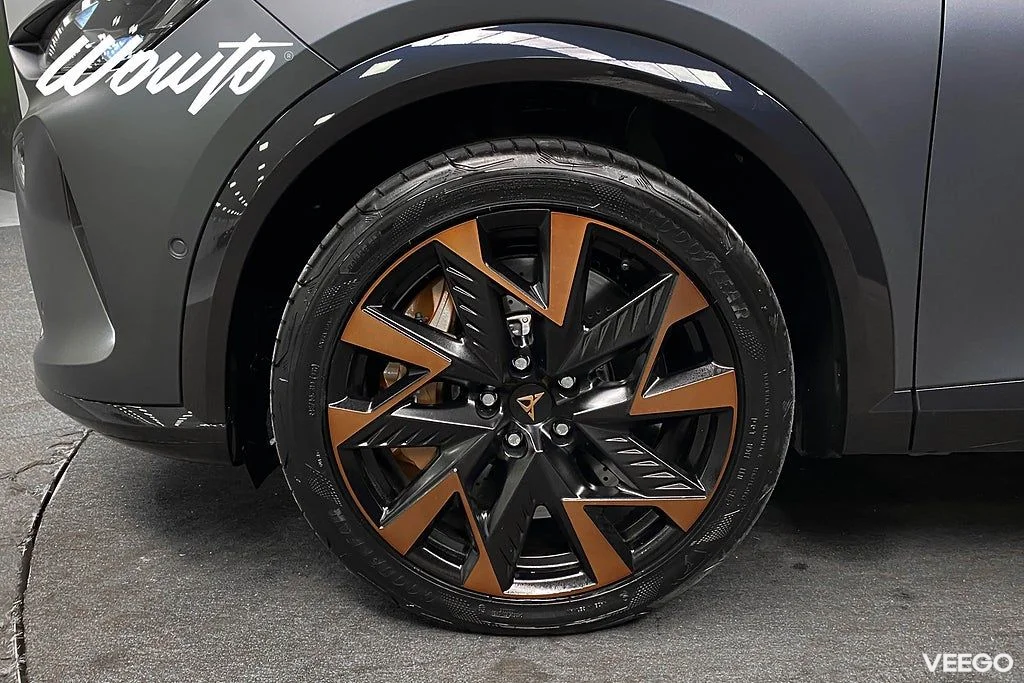 Cupra Formentor VZ 4Drive DSG 333HK Extreme /Akrapovic /Se Spec /Moms 245kW