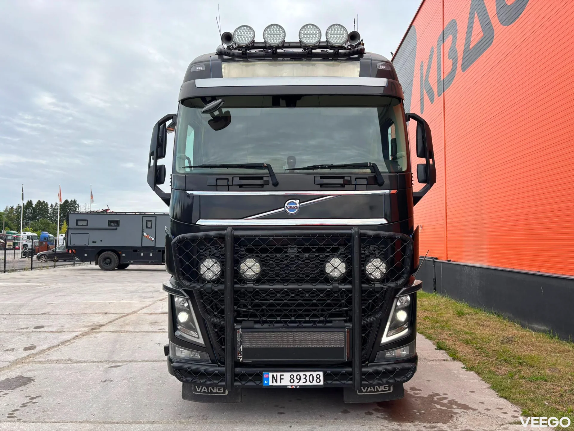 Volvo FH GCW 185 ton / GLOBE XL / RETARDER / HYDRAULICS 750kW
