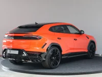 Lamborghini Urus SE 4 588kW thumbnail