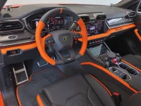 Lamborghini Urus SE 4 588kW thumbnail