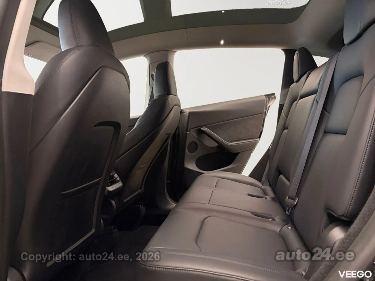 Tesla Model Y Dual Motor Long Range 378kW