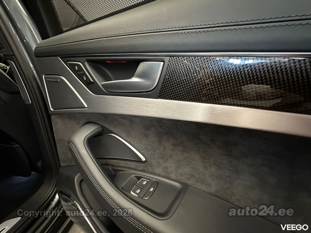 Audi S8 PLUS Quattro 4 445kW