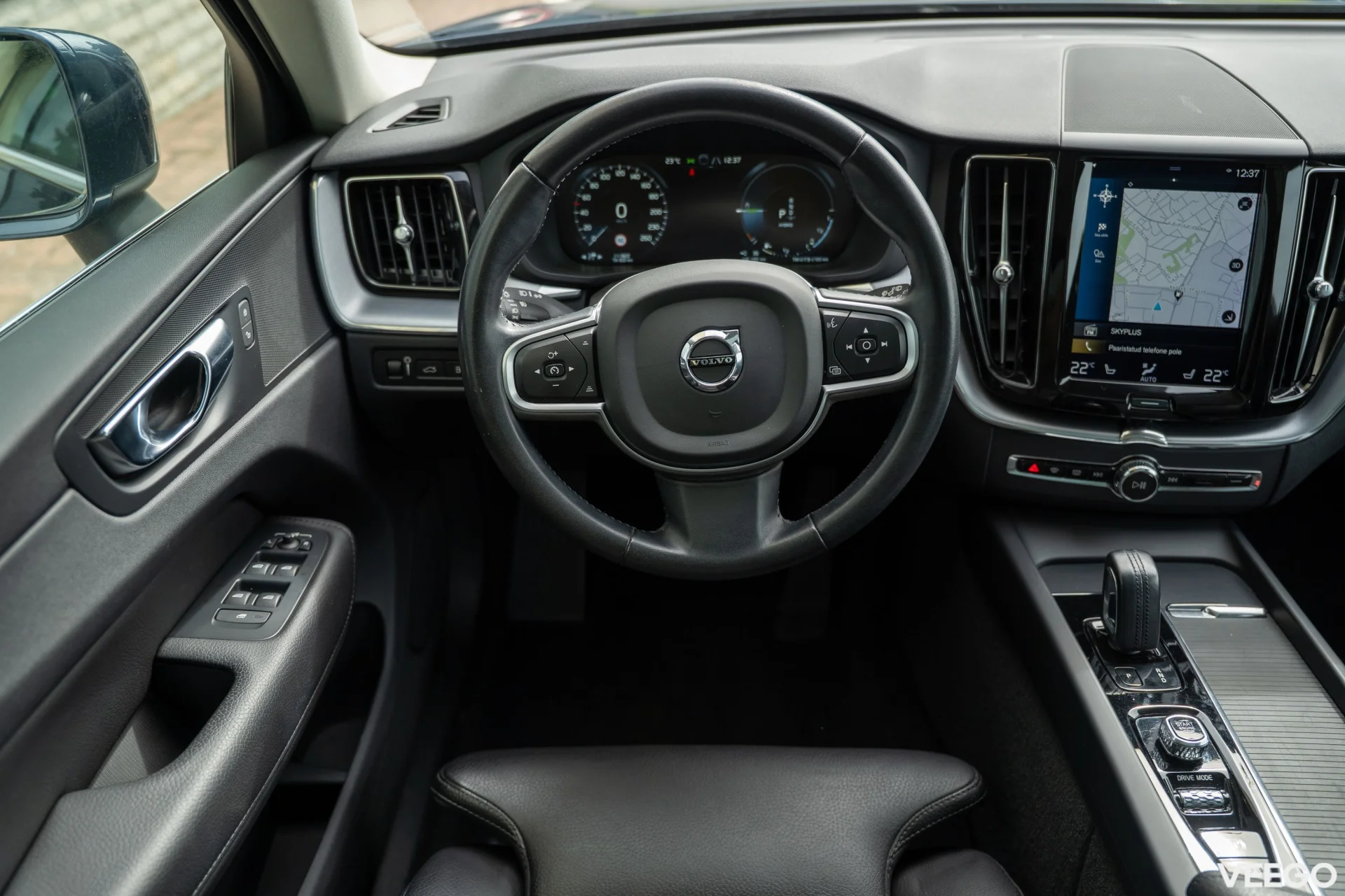 Volvo XC60 AWD T8 360 INSCRIPTION EXPRESSION INTELLI SAFE 2 288kW
