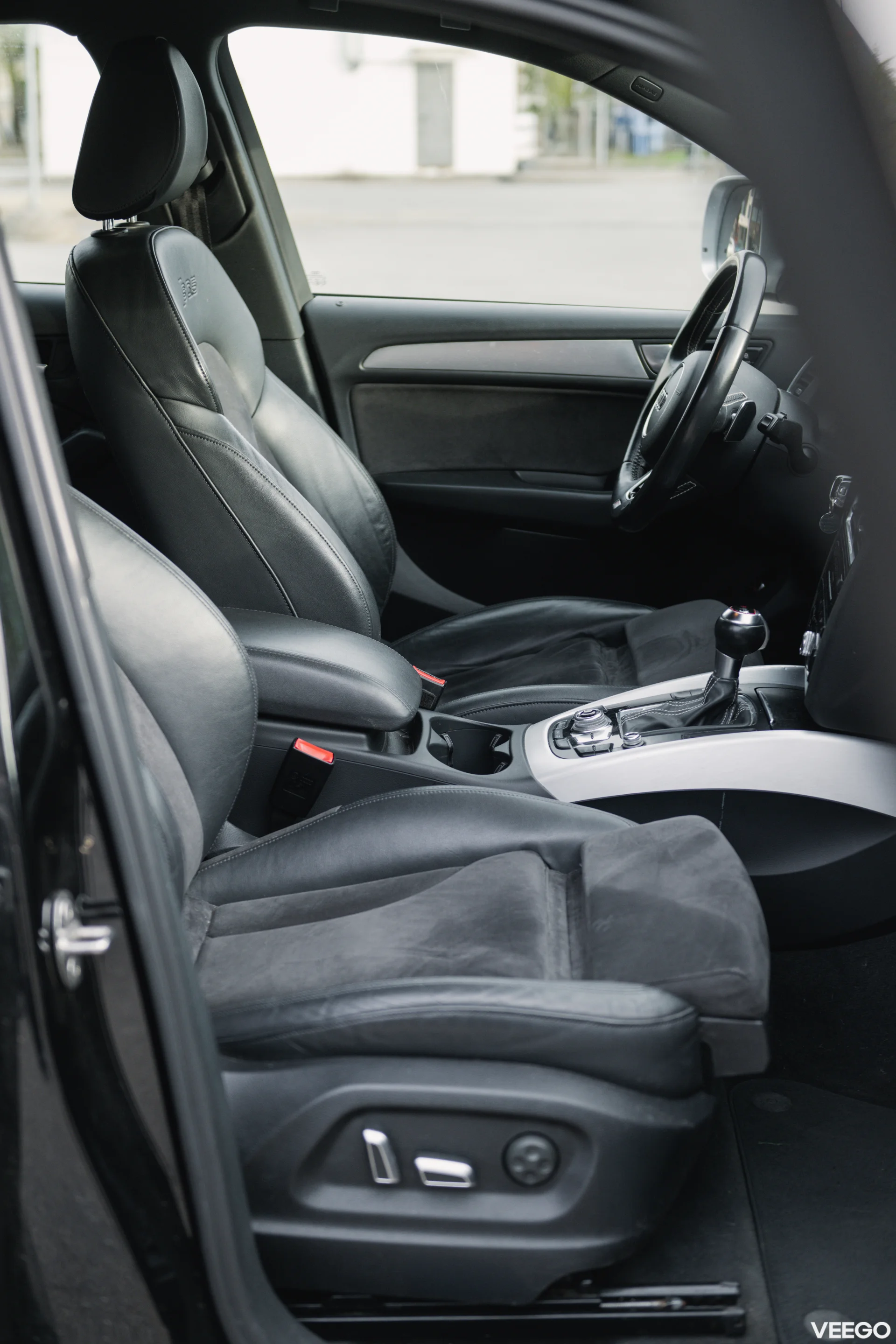 Audi SQ5 Typ 8R 3.0 230kW
