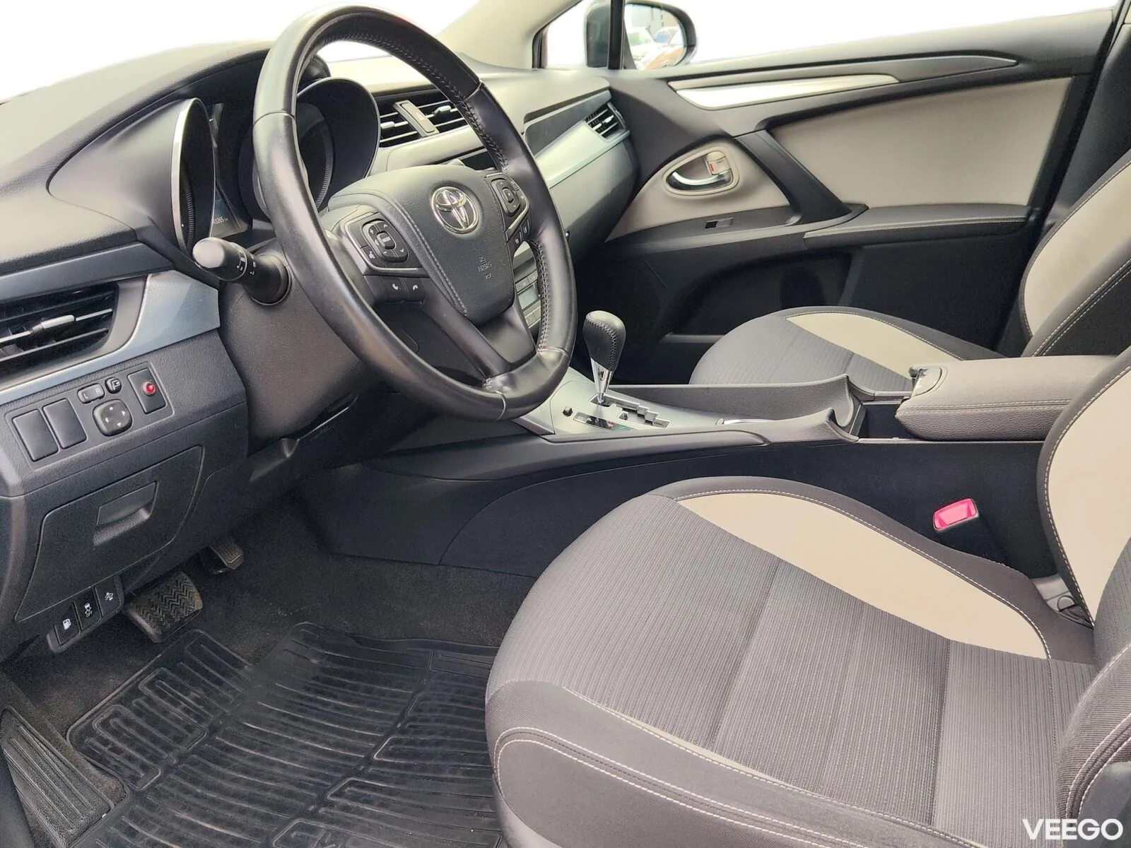 Toyota Avensis 108kW