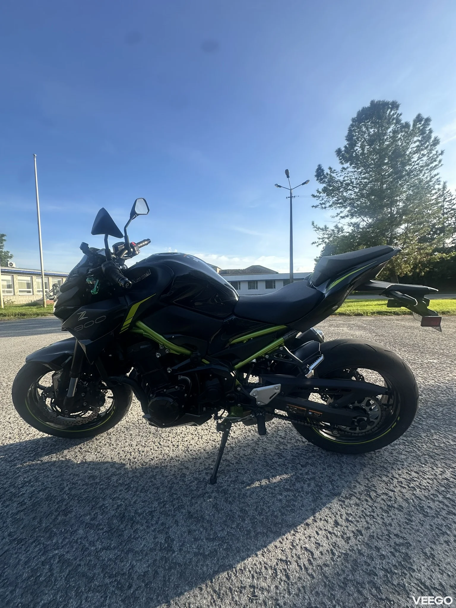 Kawasaki Z900 0.9 92kW