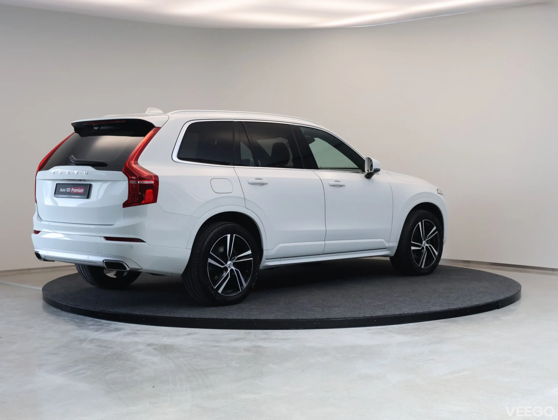 Volvo XC90 B5 AWD R-Desing 173kW
