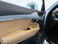 Volvo XC90 B5 AWD R-Desing 173kW thumbnail