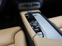 Volvo XC90 B5 AWD R-Desing 173kW thumbnail
