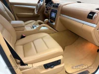 Porsche CAYENNE TURBO - 4.8 368kW thumbnail