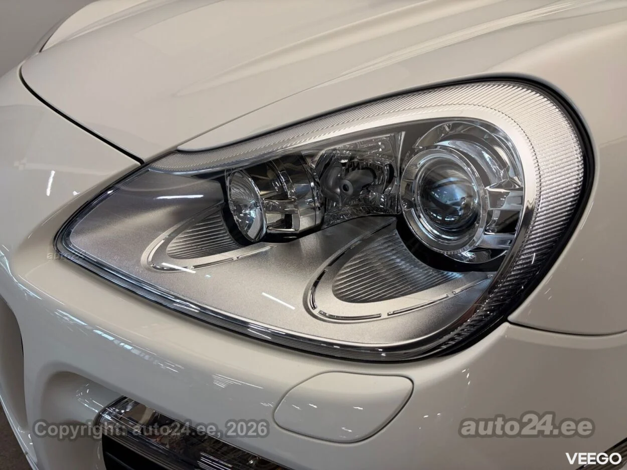 Porsche CAYENNE TURBO - 4.8 368kW