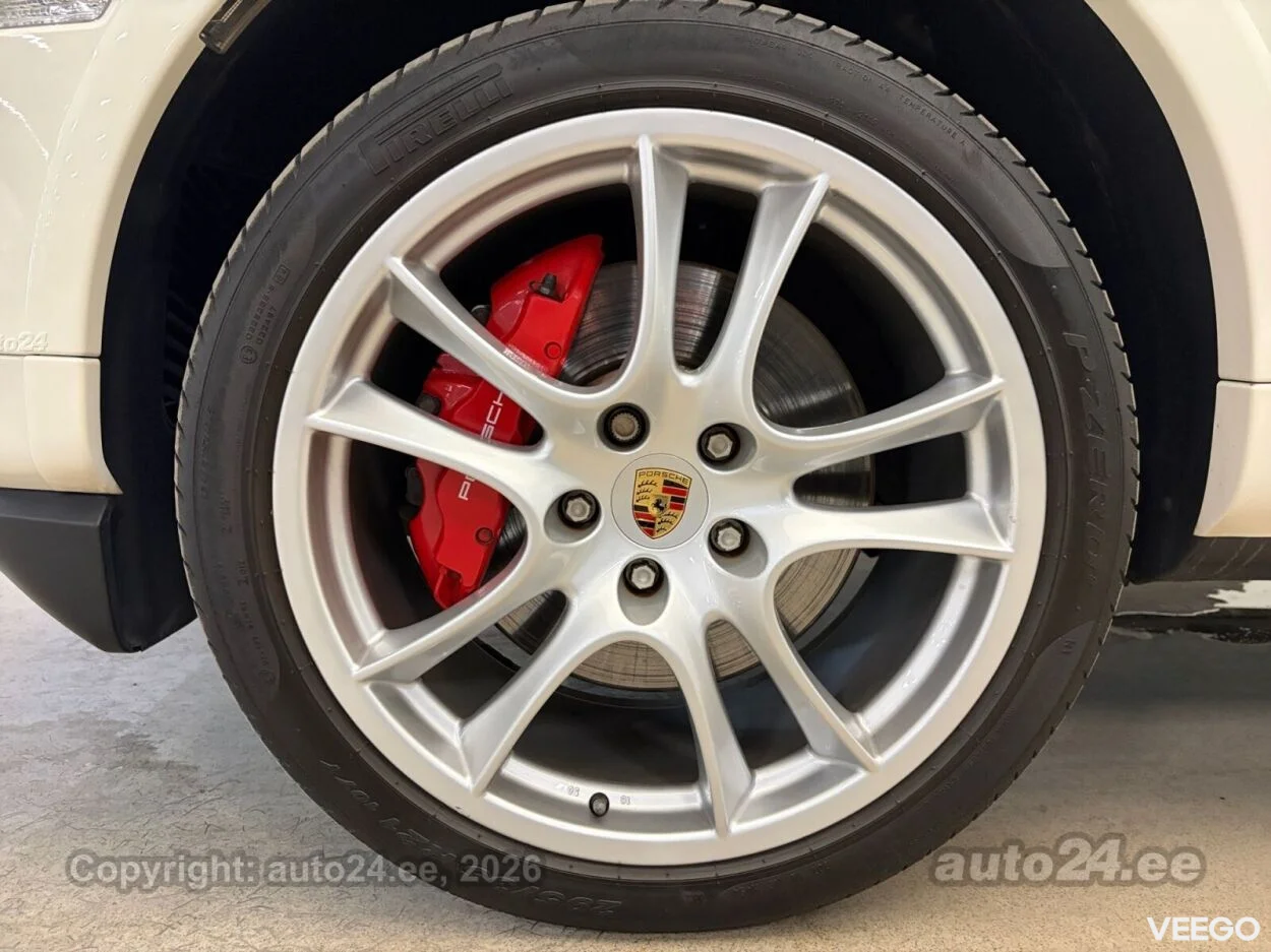 Porsche CAYENNE TURBO - 4.8 368kW