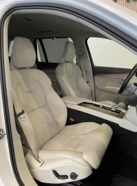Volvo XC90 T8 Inscription 7s 2 228kW thumbnail