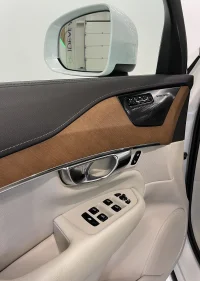 Volvo XC90 T8 Inscription 7s 2 228kW thumbnail