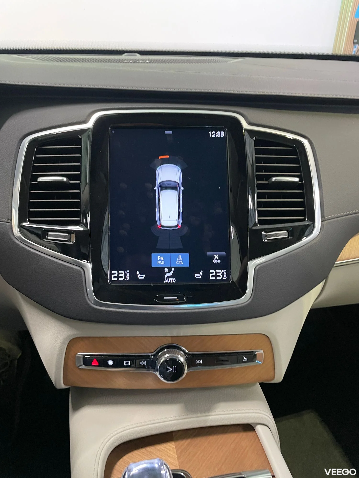 Volvo XC90 T8 Inscription 7s 2 228kW