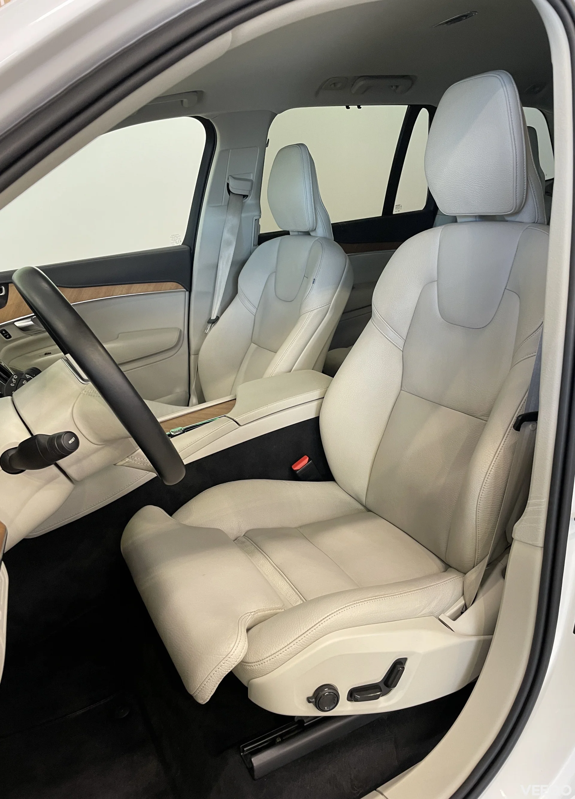 Volvo XC90 T8 Inscription 7s 2 228kW