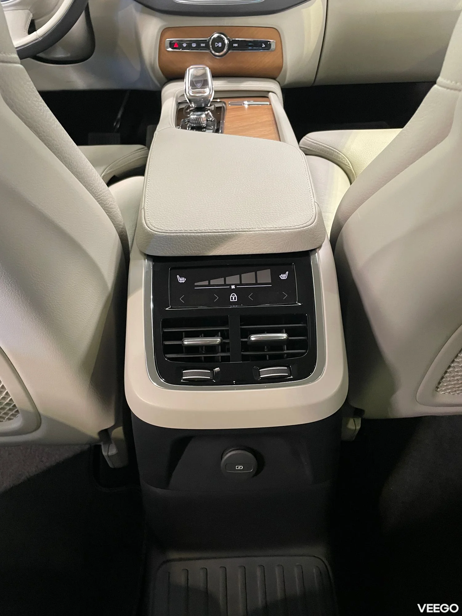 Volvo XC90 T8 Inscription 7s 2 228kW
