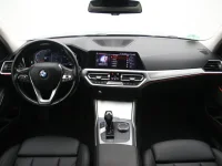 BMW 318 2 110kW thumbnail