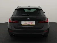 BMW 318 2 110kW thumbnail