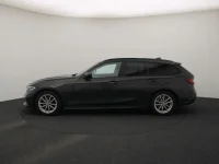 BMW 318 2 110kW thumbnail