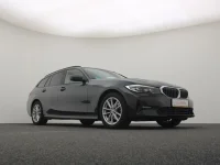 BMW 318 2 110kW thumbnail