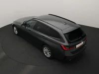 BMW 318 2 110kW thumbnail