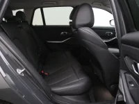 BMW 318 2 110kW thumbnail