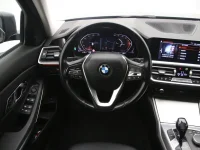 BMW 318 2 110kW thumbnail