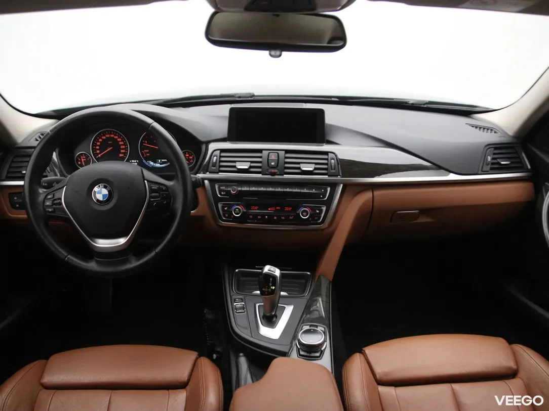 BMW 320 2 120kW