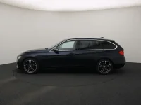 BMW 320 2 120kW thumbnail