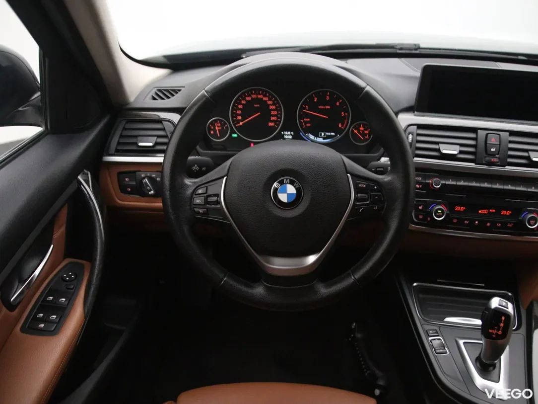 BMW 320 2 120kW